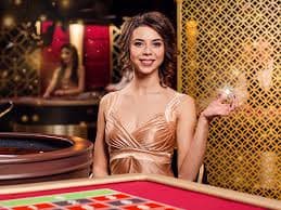 Bangladesh mobile users comparing gd444 sports and casino sections